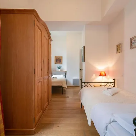 아파트 Sleeps 6 T679391 *