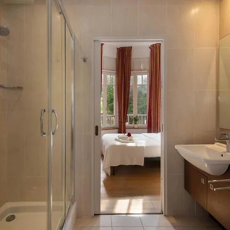 Sleeps 6 T679391 *